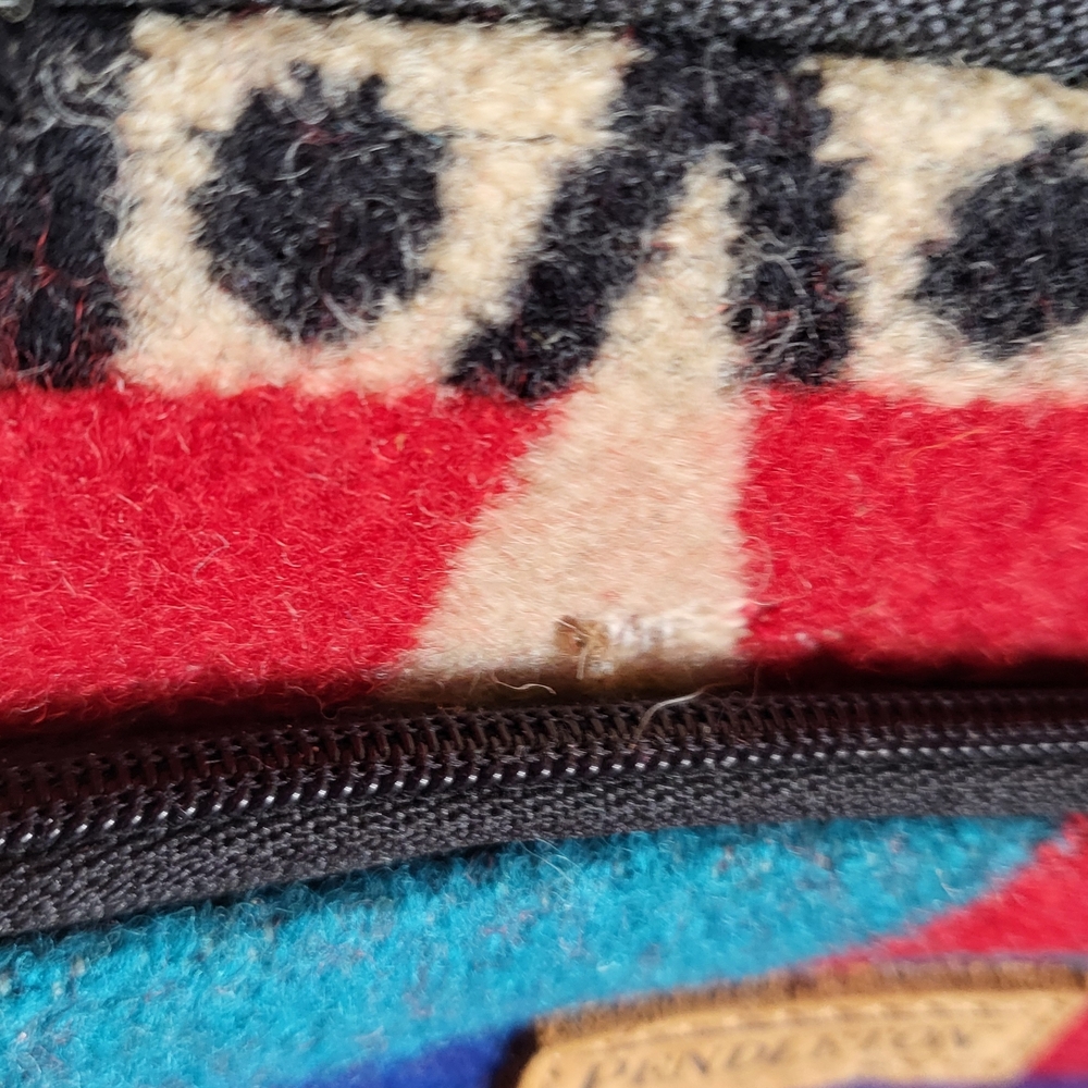 Pendleton Red and Blue Wool Crossbody Bag - Picture 7 of 7
